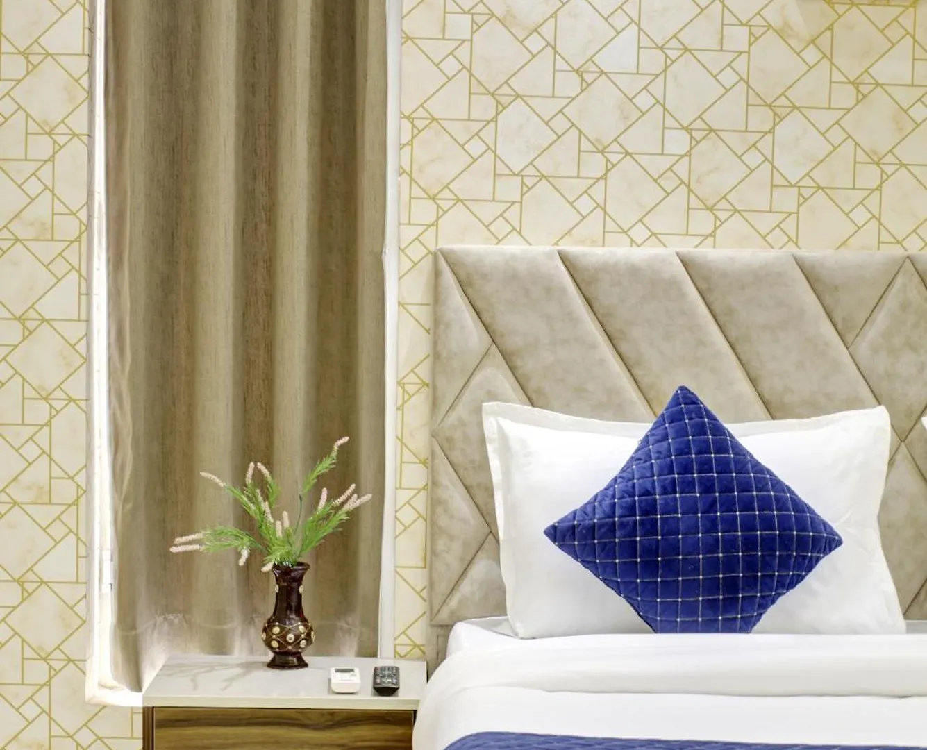 Limewood Stay 1Bhk Apartments Near Huda Metro And Fortis Hospital Gurgáon