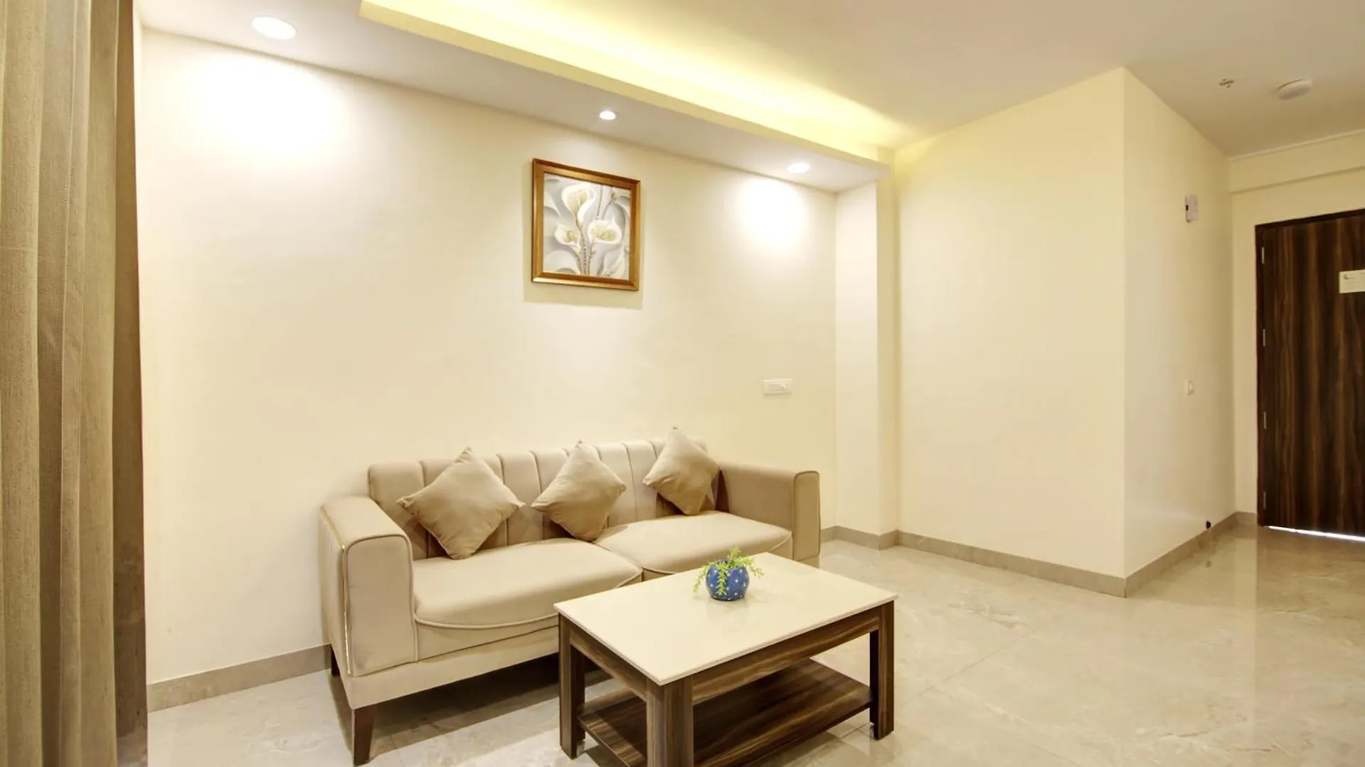 Limewood Stay 1Bhk Apartments Near Huda Metro And Fortis Hospital Gurgáon