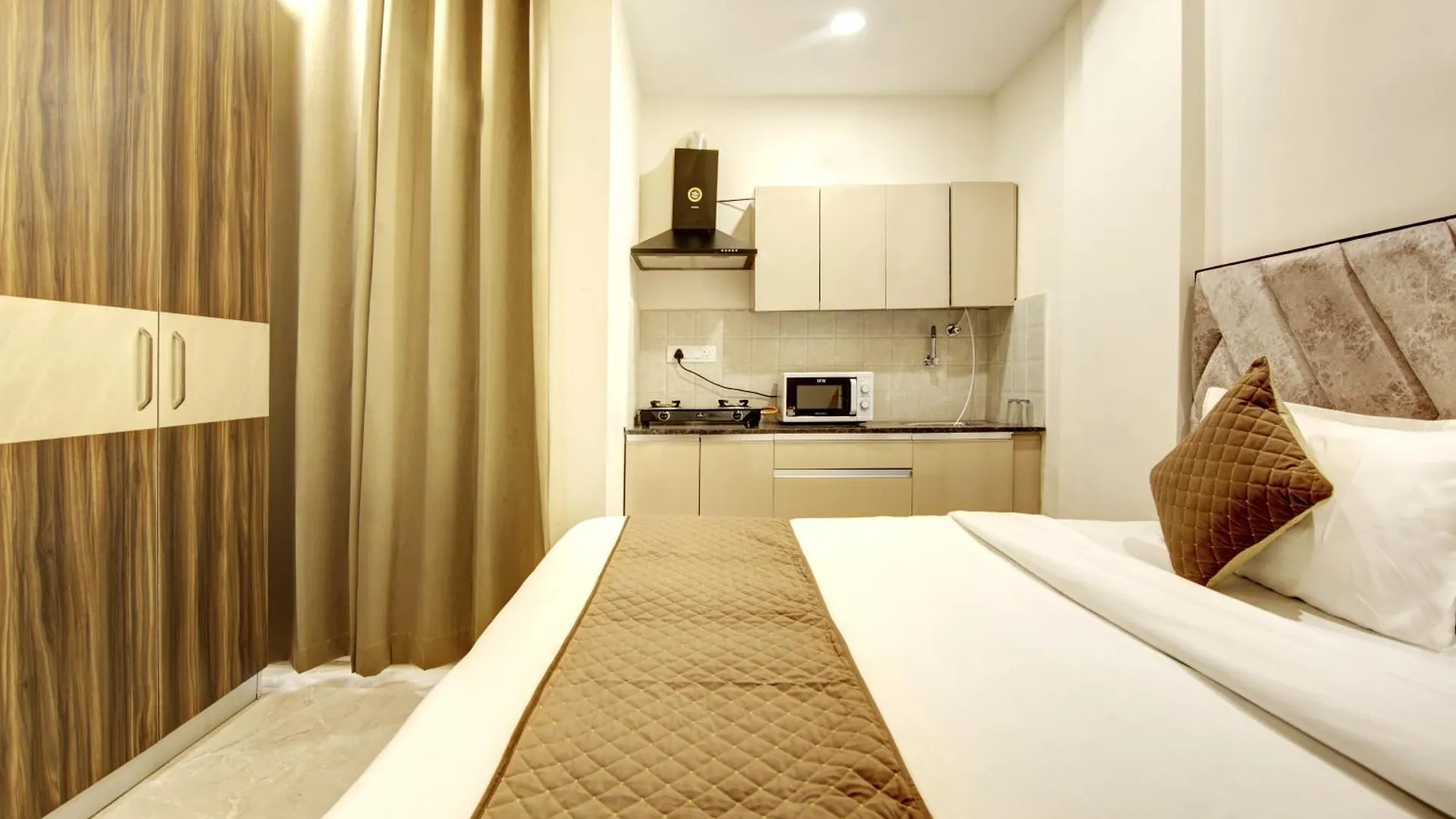 Limewood Stay 1Bhk Apartments Near Huda Metro And Fortis Hospital Gurgáon 0*,