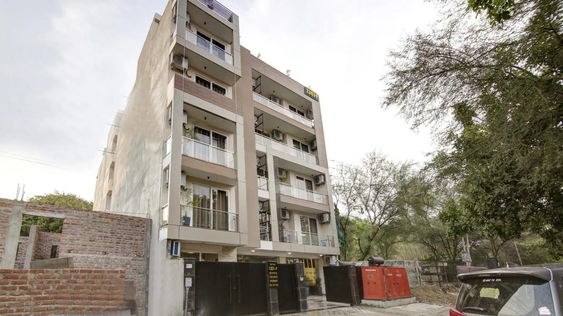 Limewood Stay 1Bhk Apartments Near Huda Metro And Fortis Hospital Gurgáon